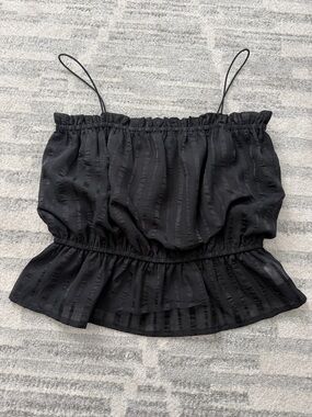 NWOT Lulu's Cropped Peplum Top
